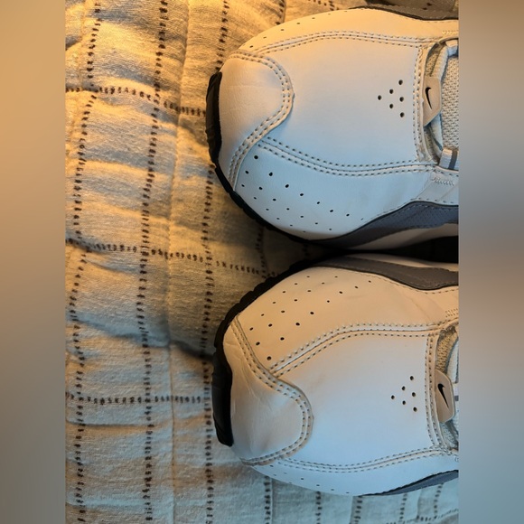 Nike Junior Shox. Men’s size 12 - Picture 4 of 5